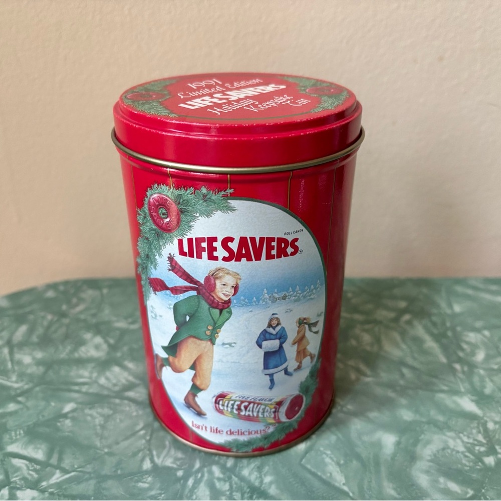 Vintage 1991 LIFESAVERS Holiday Keepsake Tin Limited Edition
